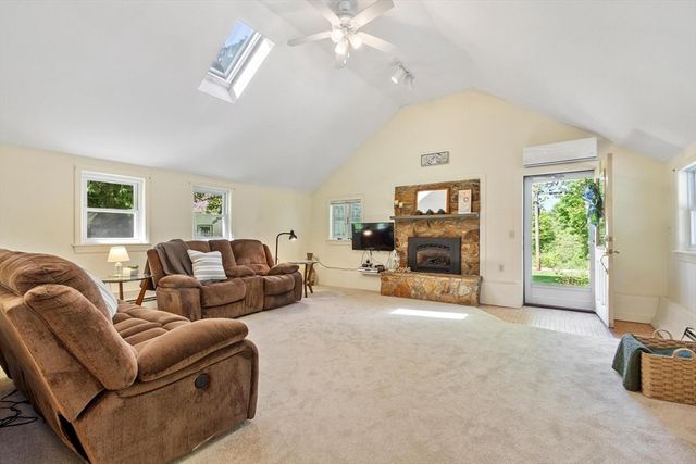 136 Fairbanks St, West Boylston, MA 01583