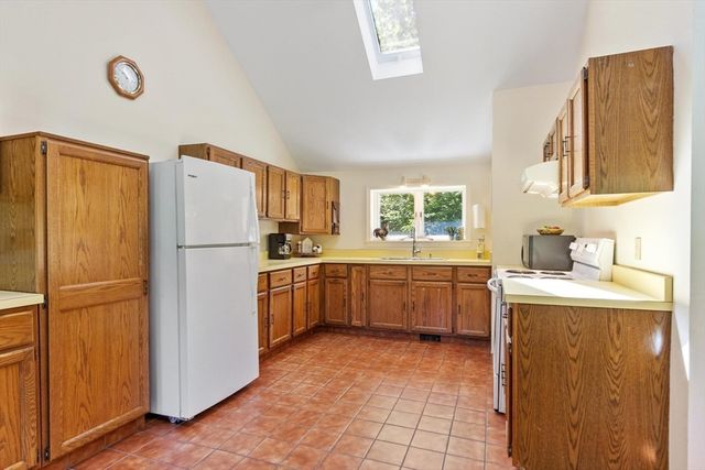 136 Fairbanks St, West Boylston, MA 01583