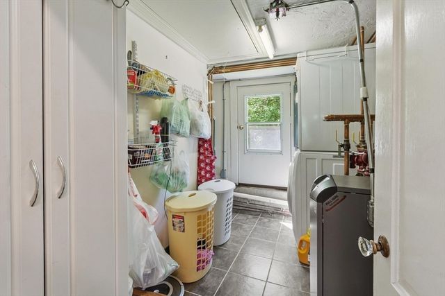 136 Fairbanks St, West Boylston, MA 01583