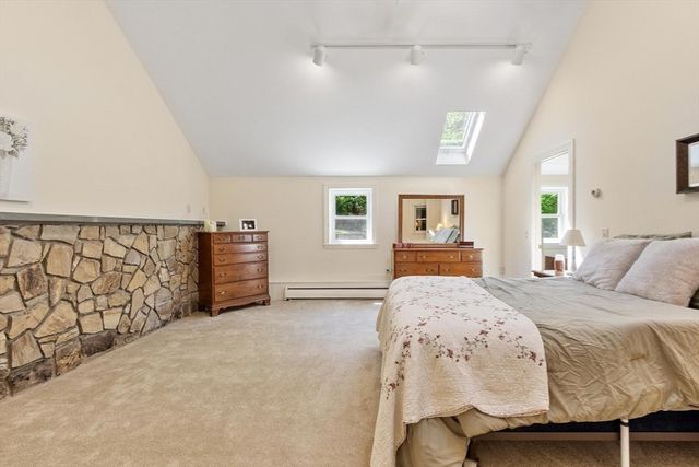 136 Fairbanks St, West Boylston, MA 01583