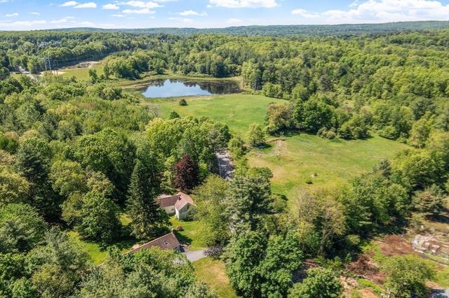 136 Fairbanks St, West Boylston, MA 01583