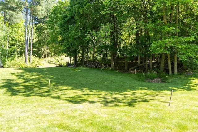 136 Fairbanks St, West Boylston, MA 01583