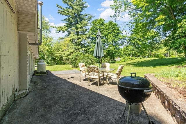 136 Fairbanks St, West Boylston, MA 01583