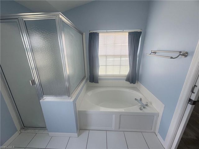1415 SW 29th TER, Cape Coral, FL 33914