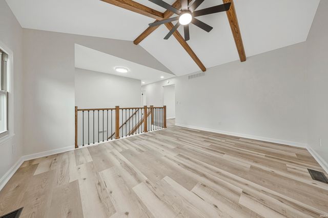 7255 Oakdale Drive, Newburgh, IN 47630