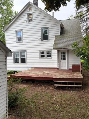 16 Fenimore Blvd, Springfield, MA 01108