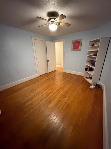 16 Fenimore Blvd, Springfield, MA 01108