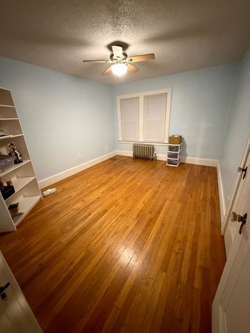 16 Fenimore Blvd, Springfield, MA 01108