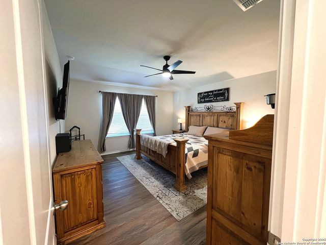 4414 Lake Ritter, St Hedwig, TX 78152