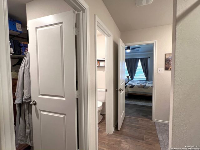 4414 Lake Ritter, St Hedwig, TX 78152