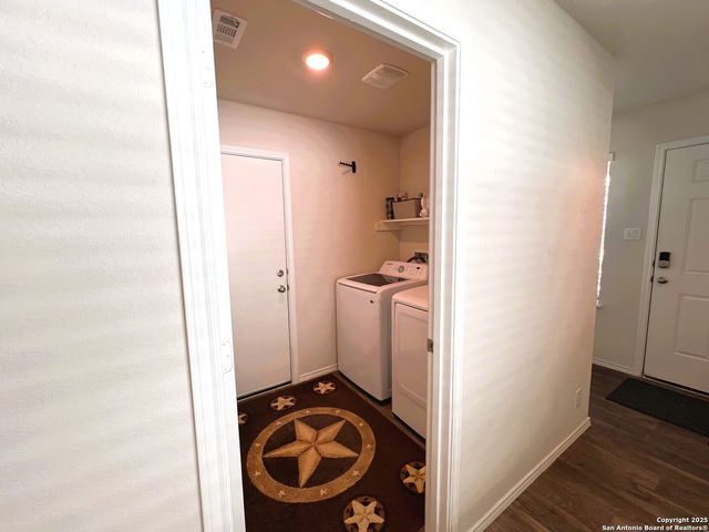 4414 Lake Ritter, St Hedwig, TX 78152