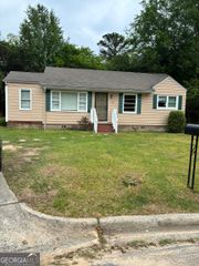 513 Lynmore Circle, Macon, GA 31206