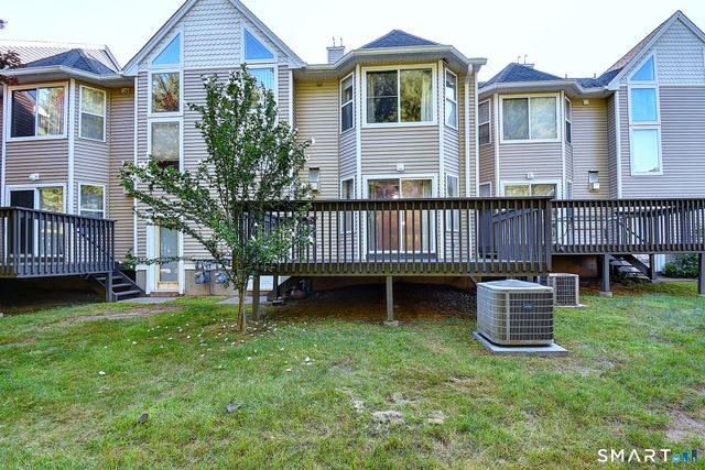 51 Florence Way 51, Farmington, CT 06032
