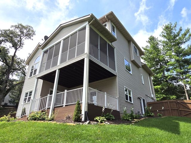 6809 RIDGES Court, Bettendorf, IA 52722