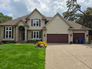 6809 RIDGES Court, Bettendorf, IA 52722