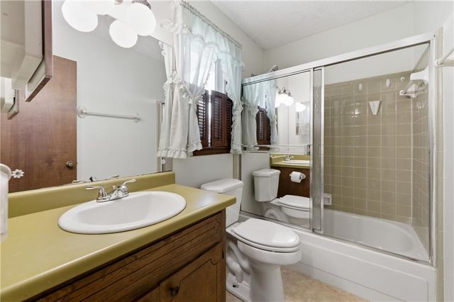 751 Oakley Drive NW, Marietta, GA 30064