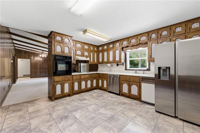 751 Oakley Drive NW, Marietta, GA 30064