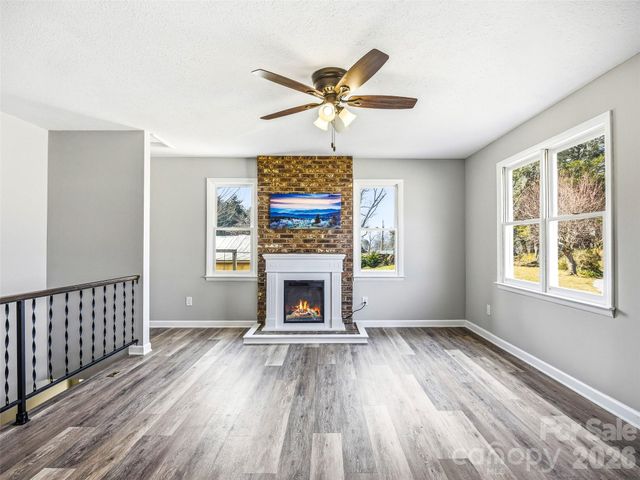 428 Jackson Road, Fletcher, NC 28732