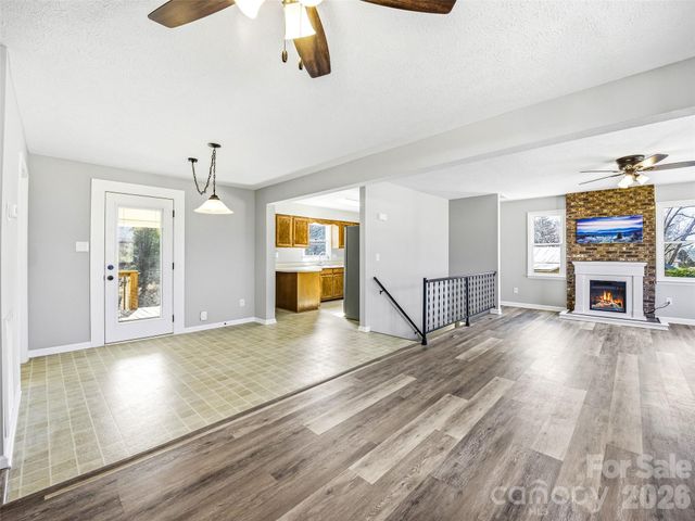 428 Jackson Road, Fletcher, NC 28732