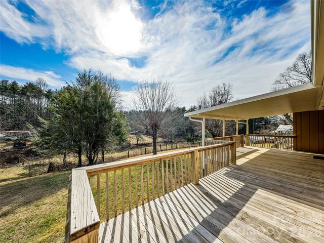 428 Jackson Road, Fletcher, NC 28732