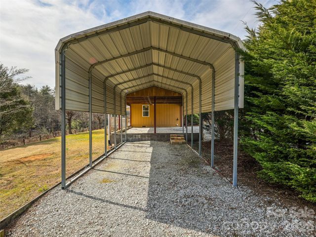 428 Jackson Road, Fletcher, NC 28732