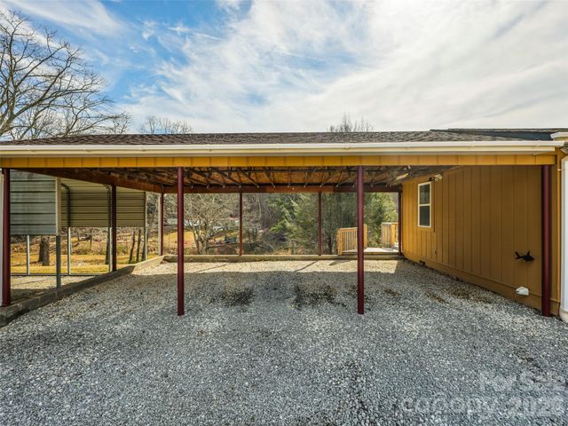 428 Jackson Road, Fletcher, NC 28732