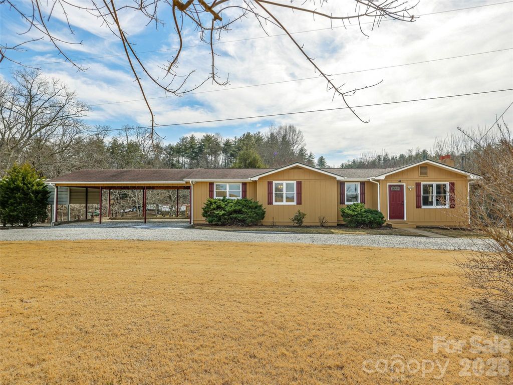 428 Jackson Road, Fletcher, NC 28732
