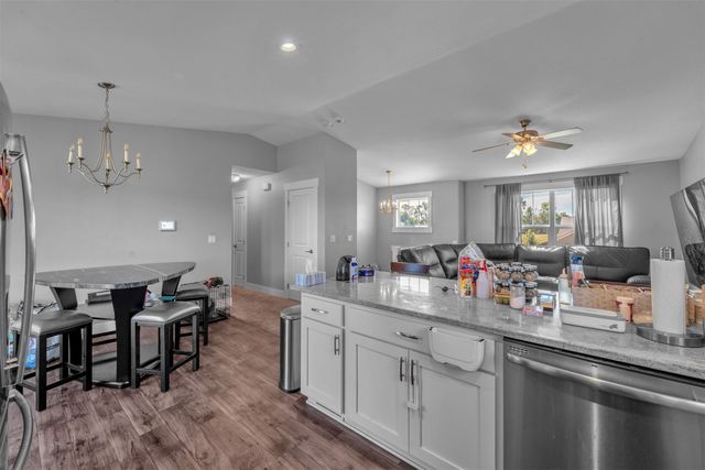 2202 Sunflower Street, Perry, IA 50220