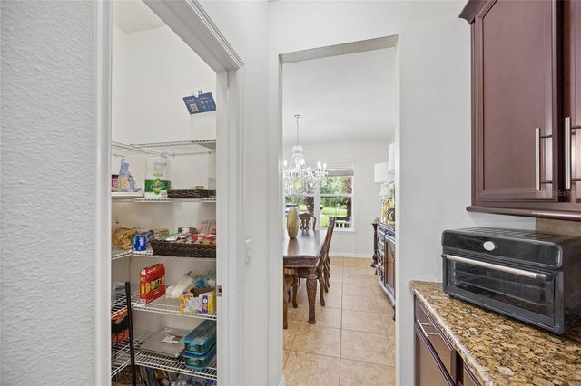3899 MT VERNON WAY, Kissimmee, FL 34741