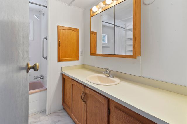 885 N 7 Mile Road, Lake City, MI 49651