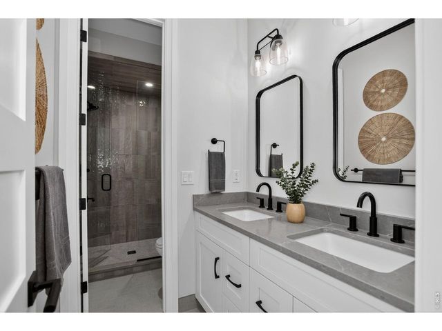 1295 S Garfield St, Denver, CO 80210