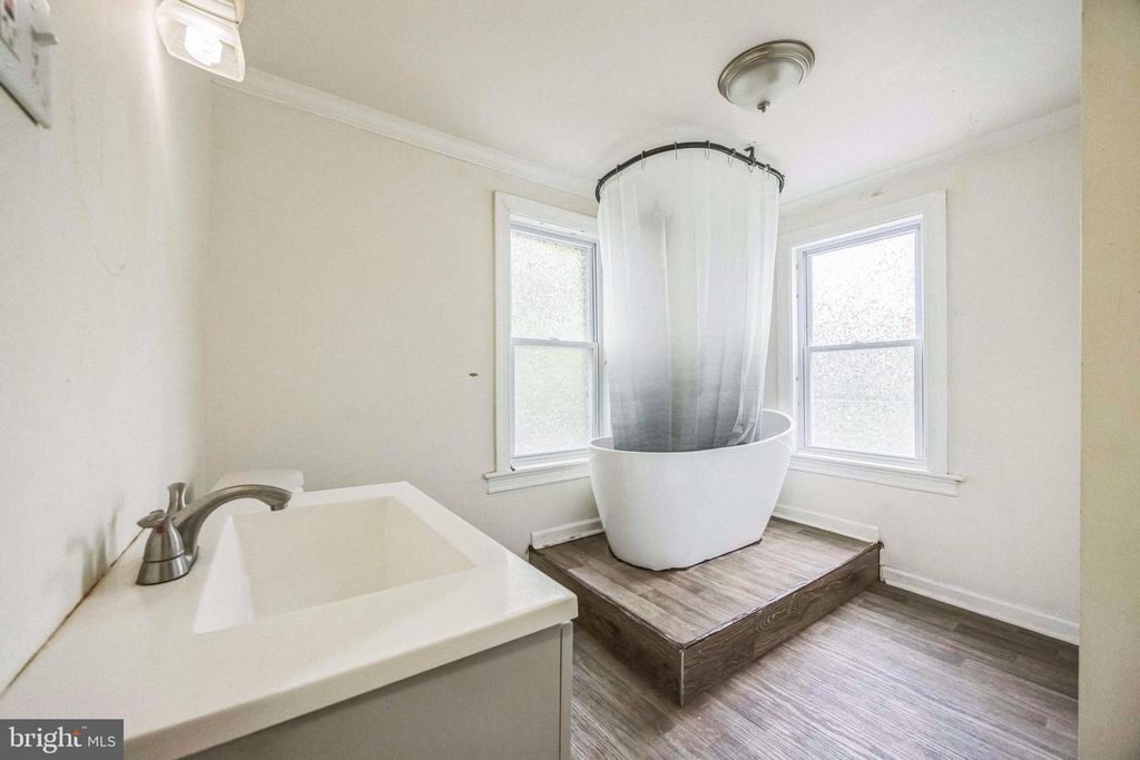 23 MARLTON AVENUE, Gibbsboro, NJ 08026