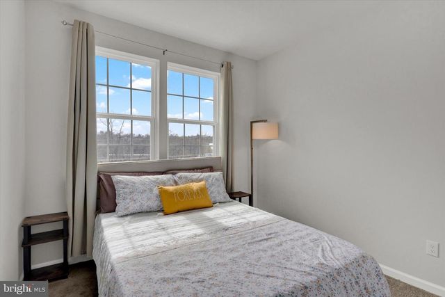 423 SMITHWORKS BLVD, Phoenixville, PA 19460