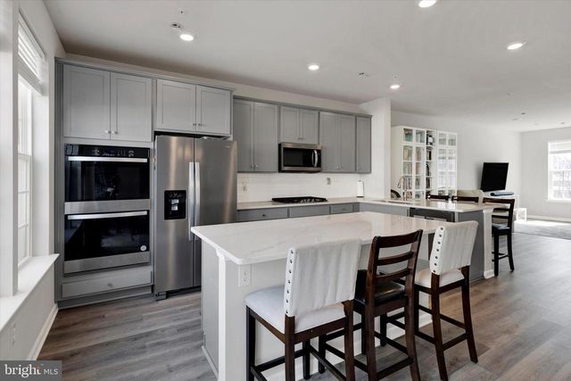 423 SMITHWORKS BLVD, Phoenixville, PA 19460