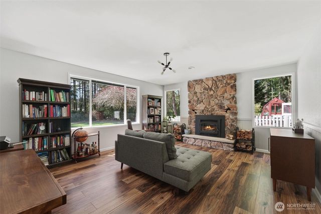 6209 85th Street NW, Gig Harbor, WA 98332