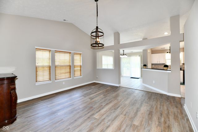 10726 Oriole Court, Indianapolis, IN 46231