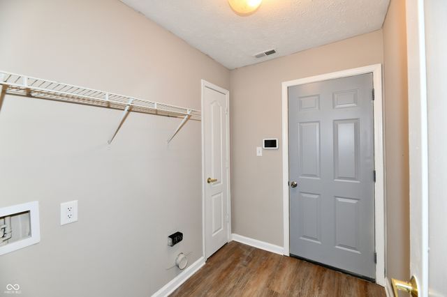 10726 Oriole Court, Indianapolis, IN 46231