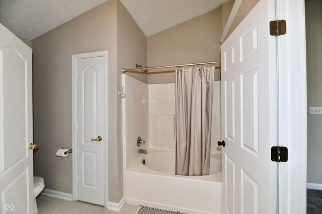 10726 Oriole Court, Indianapolis, IN 46231