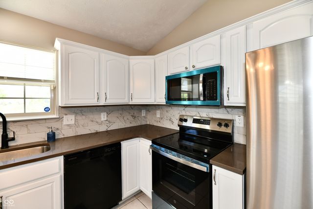 10726 Oriole Court, Indianapolis, IN 46231