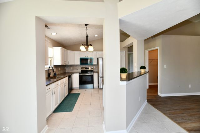10726 Oriole Court, Indianapolis, IN 46231