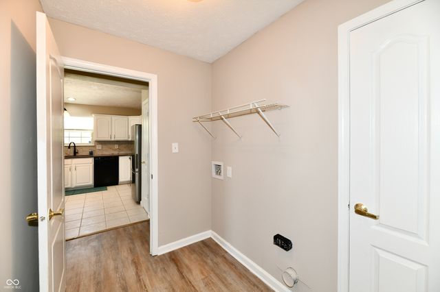 10726 Oriole Court, Indianapolis, IN 46231