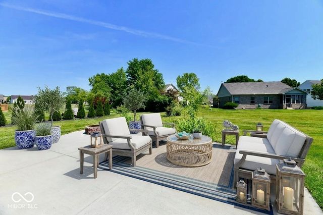 10726 Oriole Court, Indianapolis, IN 46231