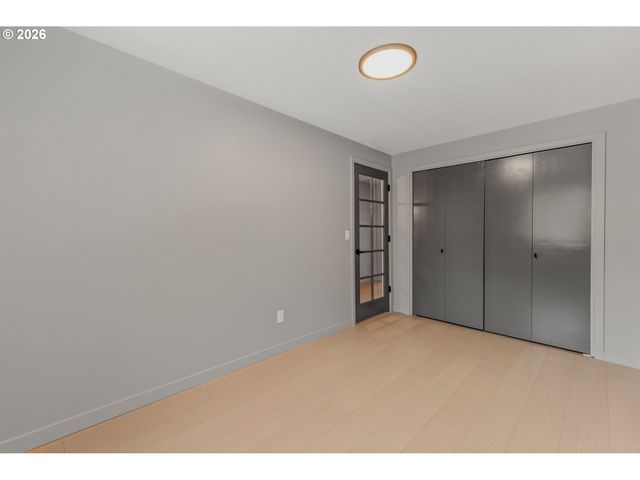 8318 Se MIDDLE Way, Vancouver, WA 98664