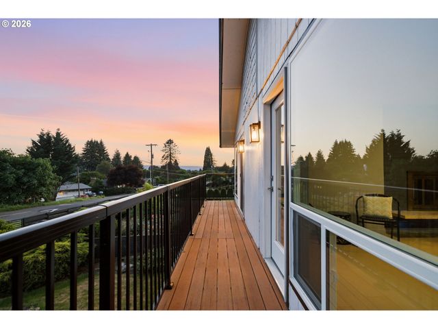 8318 Se MIDDLE Way, Vancouver, WA 98664