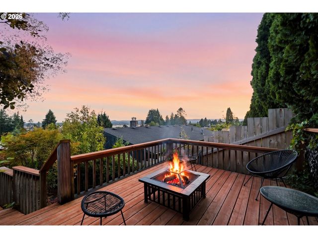 8318 Se MIDDLE Way, Vancouver, WA 98664