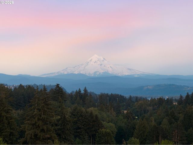 8318 Se MIDDLE Way, Vancouver, WA 98664