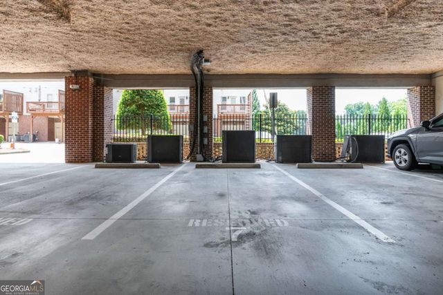 7265 Glisten Avenue 132, Atlanta, GA 30328