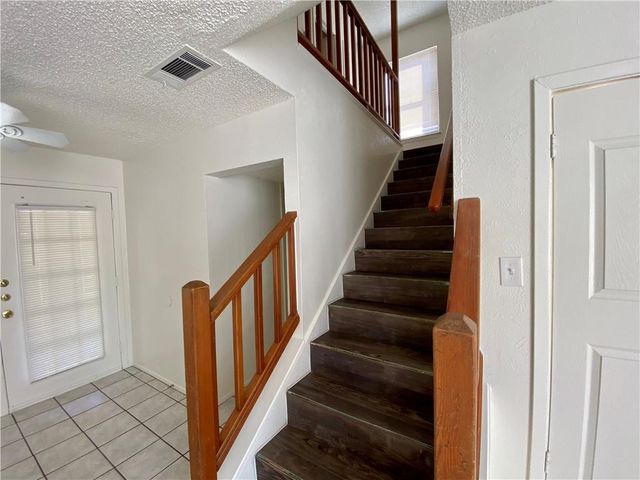 407 E 30th ST B, Austin, TX 78705