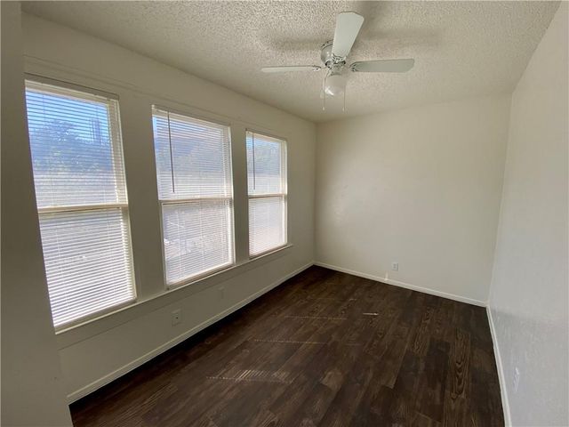 407 E 30th ST B, Austin, TX 78705