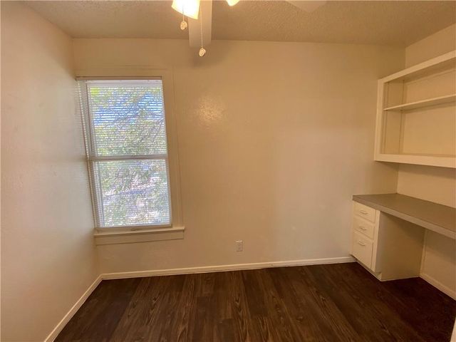 407 E 30th ST B, Austin, TX 78705